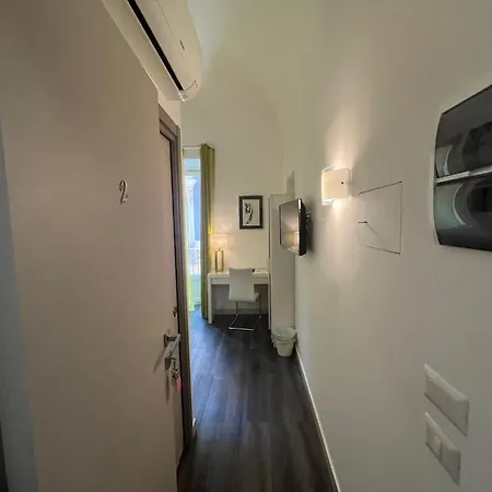 La Torre Гостевой дом Катания